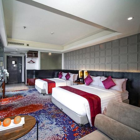 Hotel Aston Pasteur Bandung Exteriér fotografie