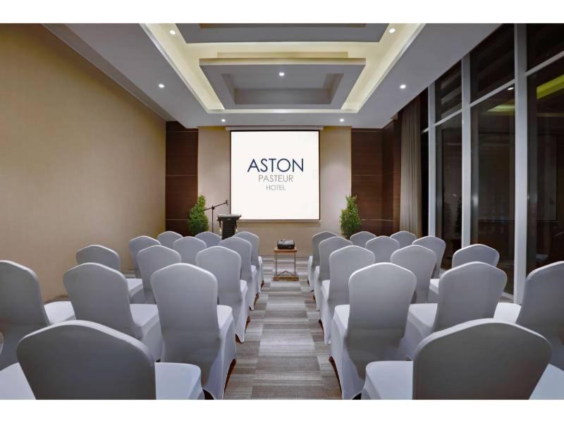 Hotel Aston Pasteur Bandung Exteriér fotografie