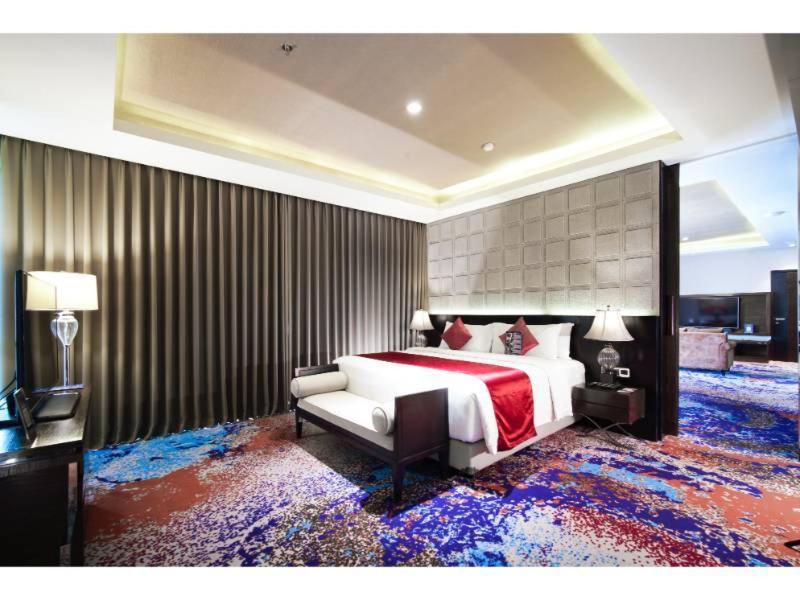 Hotel Aston Pasteur Bandung Exteriér fotografie