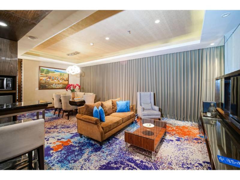 Hotel Aston Pasteur Bandung Exteriér fotografie